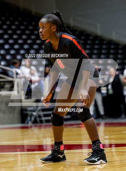 Thumbnail 1 in Windthorst vs. Schulenburg (UIL 2A Semifinal) photogallery.