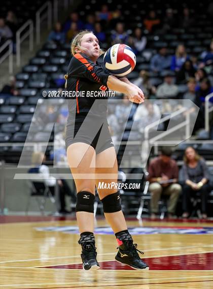 Thumbnail 3 in Windthorst vs. Schulenburg (UIL 2A Semifinal) photogallery.
