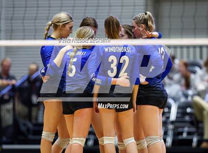 Thumbnail 2 in Windthorst vs. Schulenburg (UIL 2A Semifinal) photogallery.