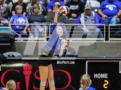 Thumbnail 2 in Windthorst vs. Schulenburg (UIL 2A Semifinal) photogallery.