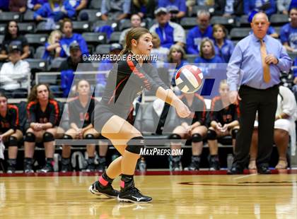 Thumbnail 2 in Windthorst vs. Schulenburg (UIL 2A Semifinal) photogallery.
