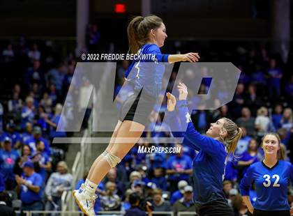 Thumbnail 3 in Windthorst vs. Schulenburg (UIL 2A Semifinal) photogallery.