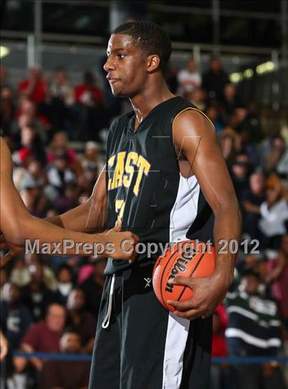Thumbnail 2 in Aquinas Institute vs. East (NYSPHSAA Class AA Qualifier) photogallery.