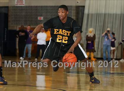 Thumbnail 1 in Aquinas Institute vs. East (NYSPHSAA Class AA Qualifier) photogallery.