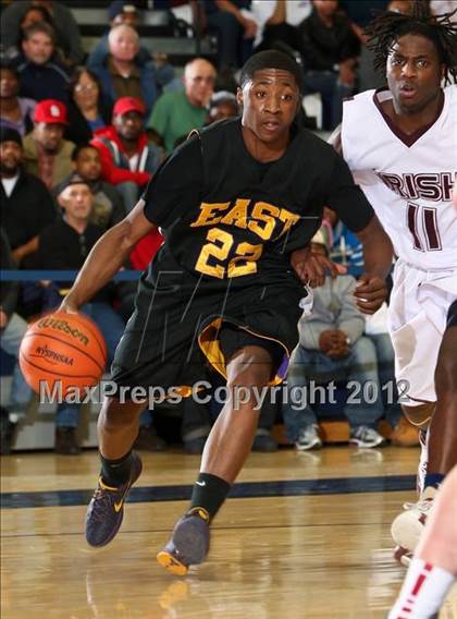 Thumbnail 2 in Aquinas Institute vs. East (NYSPHSAA Class AA Qualifier) photogallery.