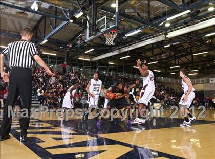 Thumbnail 3 in Aquinas Institute vs. East (NYSPHSAA Class AA Qualifier) photogallery.