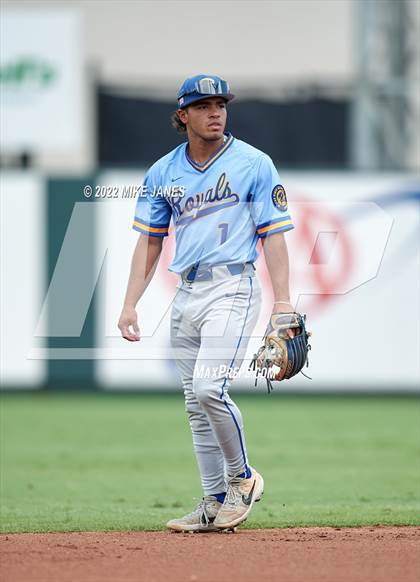 Thumbnail 2 in 43rd Annual FACA East All-Stars vs West All-Stars photogallery.