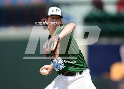Thumbnail 3 in 43rd Annual FACA East All-Stars vs West All-Stars photogallery.