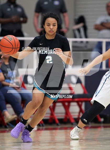 Thumbnail 1 in Pasadena Memorial vs. Sam Rayburn (McDonald's Texas Invitational) photogallery.