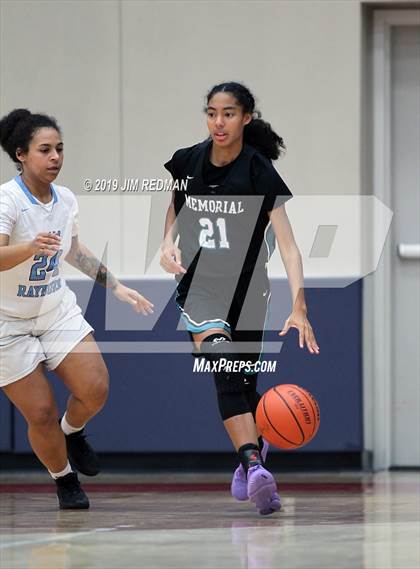 Thumbnail 2 in Pasadena Memorial vs. Sam Rayburn (McDonald's Texas Invitational) photogallery.