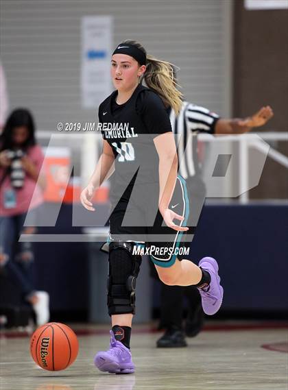 Thumbnail 3 in Pasadena Memorial vs. Sam Rayburn (McDonald's Texas Invitational) photogallery.