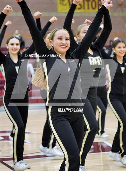 Thumbnail 3 in Arbor View vs Faith Lutheran photogallery.