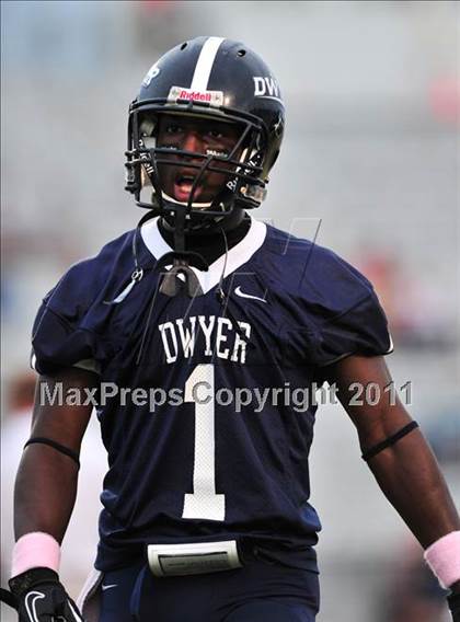 Thumbnail 3 in Park Vista vs. Dwyer photogallery.