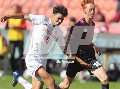 Thumbnail 1 in Judge Memorial vs. Morgan (UHSAA 3A Final) photogallery.