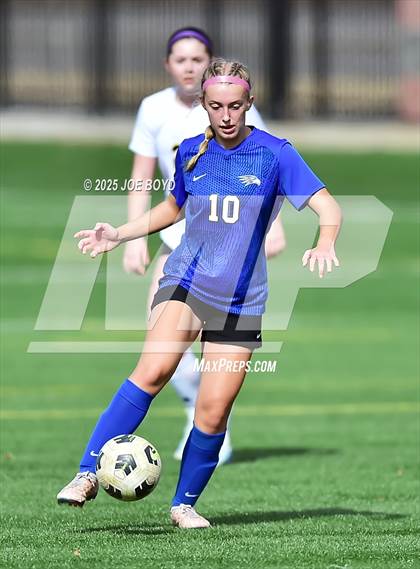 Thumbnail 3 in Florence vs. Glencoe (River City Shootout) photogallery.