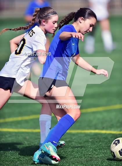 Thumbnail 1 in Florence vs. Glencoe (River City Shootout) photogallery.