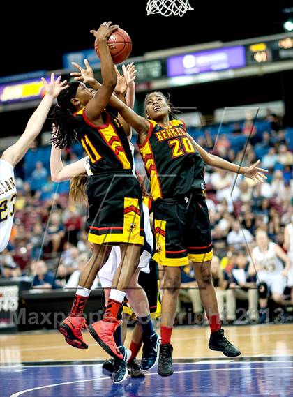 Thumbnail 2 in Berkeley vs. Oak Ridge (CIF NorCal Regional D1 Final) photogallery.