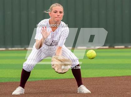 Thumbnail 2 in Cy-Fair vs. Katy (UIL Softball 6A D1 Area) photogallery.