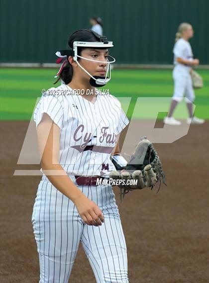 Thumbnail 3 in Cy-Fair vs. Katy (UIL Softball 6A D1 Area) photogallery.