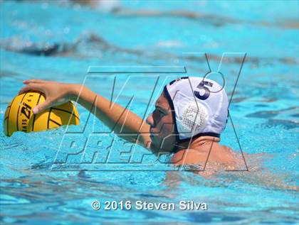 Thumbnail 1 in Mater Dei Catholic vs. Mira Mesa (11th Annual Draz Classic) photogallery.