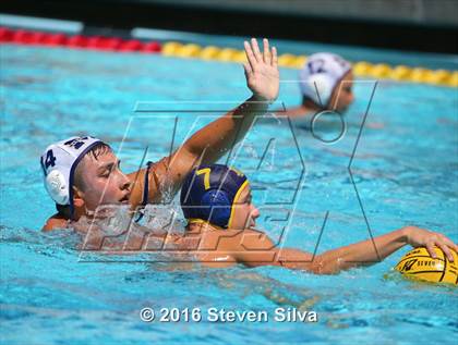 Thumbnail 3 in Mater Dei Catholic vs. Mira Mesa (11th Annual Draz Classic) photogallery.