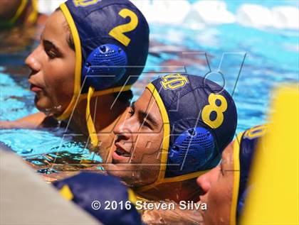Thumbnail 2 in Mater Dei Catholic vs. Mira Mesa (11th Annual Draz Classic) photogallery.