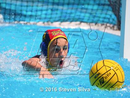 Thumbnail 1 in Mater Dei Catholic vs. Mira Mesa (11th Annual Draz Classic) photogallery.