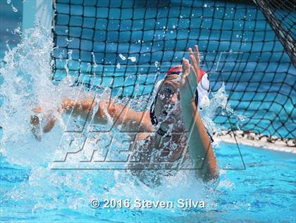 Thumbnail 3 in Mater Dei Catholic vs. Mira Mesa (11th Annual Draz Classic) photogallery.