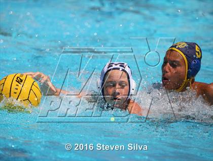 Thumbnail 3 in Mater Dei Catholic vs. Mira Mesa (11th Annual Draz Classic) photogallery.
