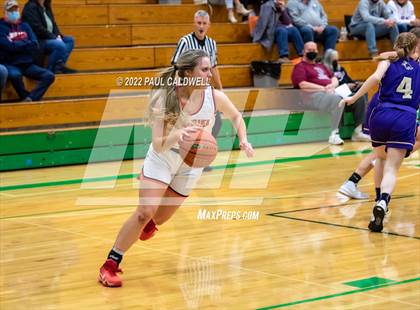 Thumbnail 3 in Columbia vs. Rainier (WIAA 2 Regional Playoff) photogallery.