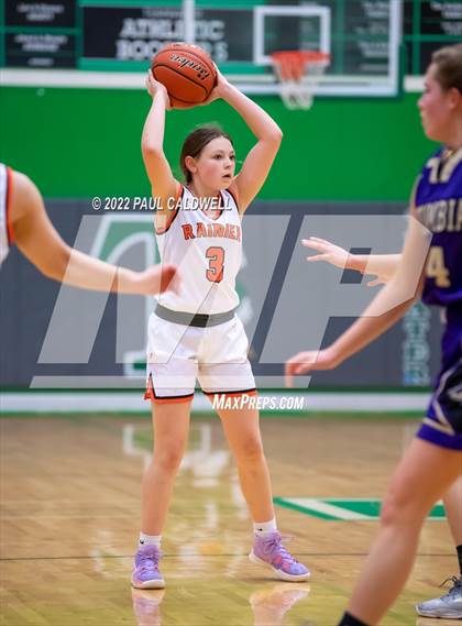 Thumbnail 3 in Columbia vs. Rainier (WIAA 2 Regional Playoff) photogallery.