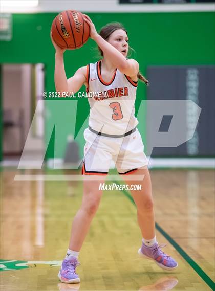 Thumbnail 1 in Columbia vs. Rainier (WIAA 2 Regional Playoff) photogallery.