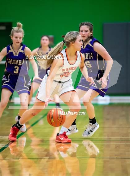 Thumbnail 3 in Columbia vs. Rainier (WIAA 2 Regional Playoff) photogallery.