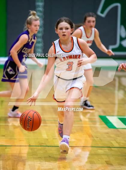 Thumbnail 3 in Columbia vs. Rainier (WIAA 2 Regional Playoff) photogallery.