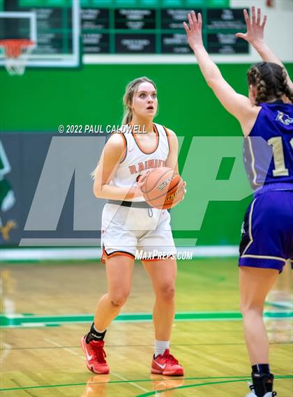Thumbnail 3 in Columbia vs. Rainier (WIAA 2 Regional Playoff) photogallery.