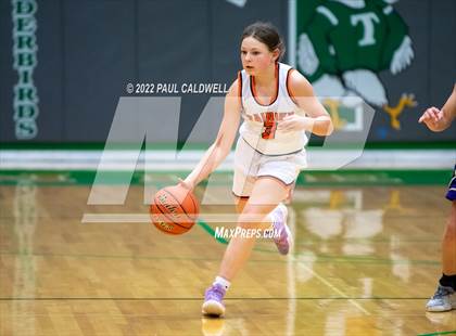 Thumbnail 2 in Columbia vs. Rainier (WIAA 2 Regional Playoff) photogallery.