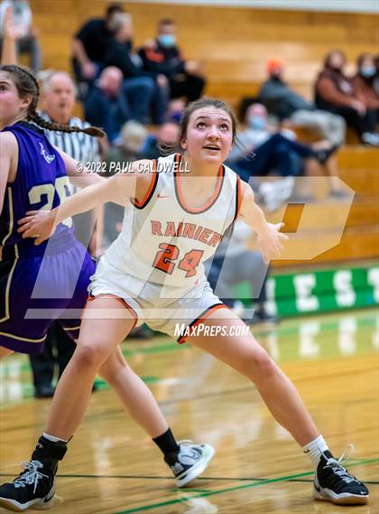 Thumbnail 1 in Columbia vs. Rainier (WIAA 2 Regional Playoff) photogallery.