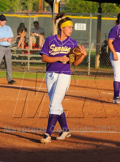 Thumbnail 1 in Sunrise Mountain vs. Verrado (AIA D2 Playoffs) photogallery.