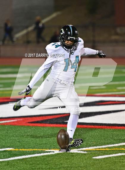 Thumbnail 1 in Leland vs. Christopher (CIF CCS D4 Final) photogallery.