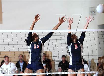 Thumbnail 3 in La Salle @ Flintridge Sacred Heart (CIF SS D1A Semifinal) photogallery.