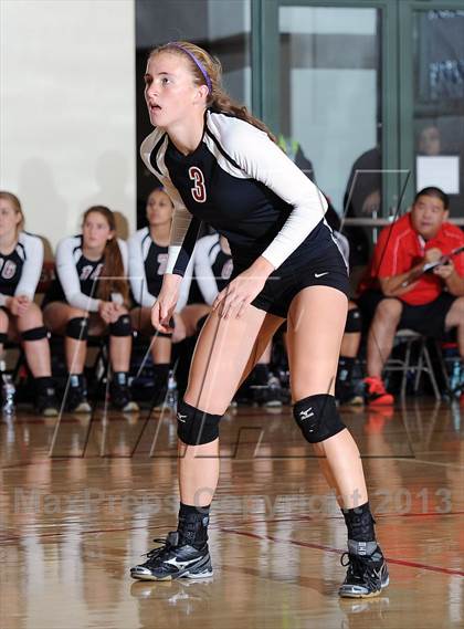 Thumbnail 1 in La Salle @ Flintridge Sacred Heart (CIF SS D1A Semifinal) photogallery.