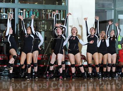 Thumbnail 3 in La Salle @ Flintridge Sacred Heart (CIF SS D1A Semifinal) photogallery.