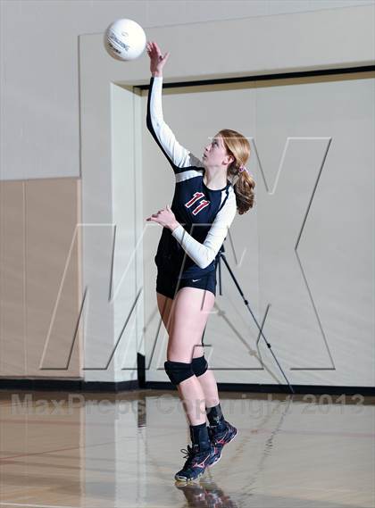 Thumbnail 2 in La Salle @ Flintridge Sacred Heart (CIF SS D1A Semifinal) photogallery.