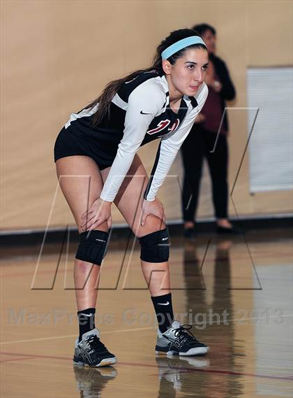 Thumbnail 2 in La Salle @ Flintridge Sacred Heart (CIF SS D1A Semifinal) photogallery.