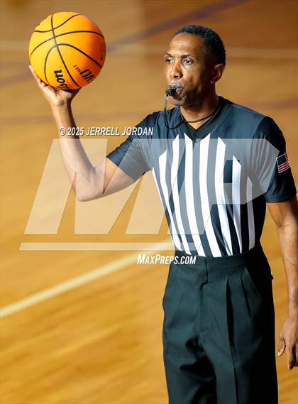 Thumbnail 3 in Ravenscroft vs Davidson Day (John Wall Holiday Invitational) photogallery.