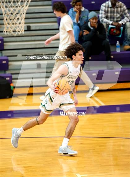 Thumbnail 2 in Ravenscroft vs Davidson Day (John Wall Holiday Invitational) photogallery.
