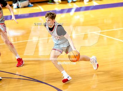 Thumbnail 1 in Ravenscroft vs Davidson Day (John Wall Holiday Invitational) photogallery.