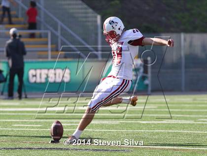 Thumbnail 3 in Christian vs. Hoover (CIF SDS D3 Final) photogallery.