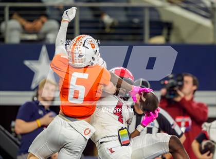Thumbnail 2 in Celina vs. Kilgore (UIL 4A Division I Football Final) photogallery.