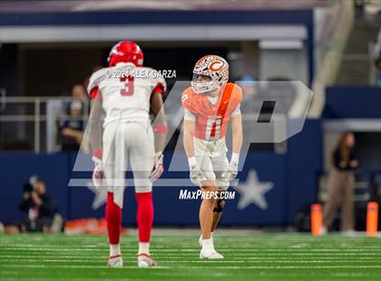 Thumbnail 3 in Celina vs. Kilgore (UIL 4A Division I Football Final) photogallery.